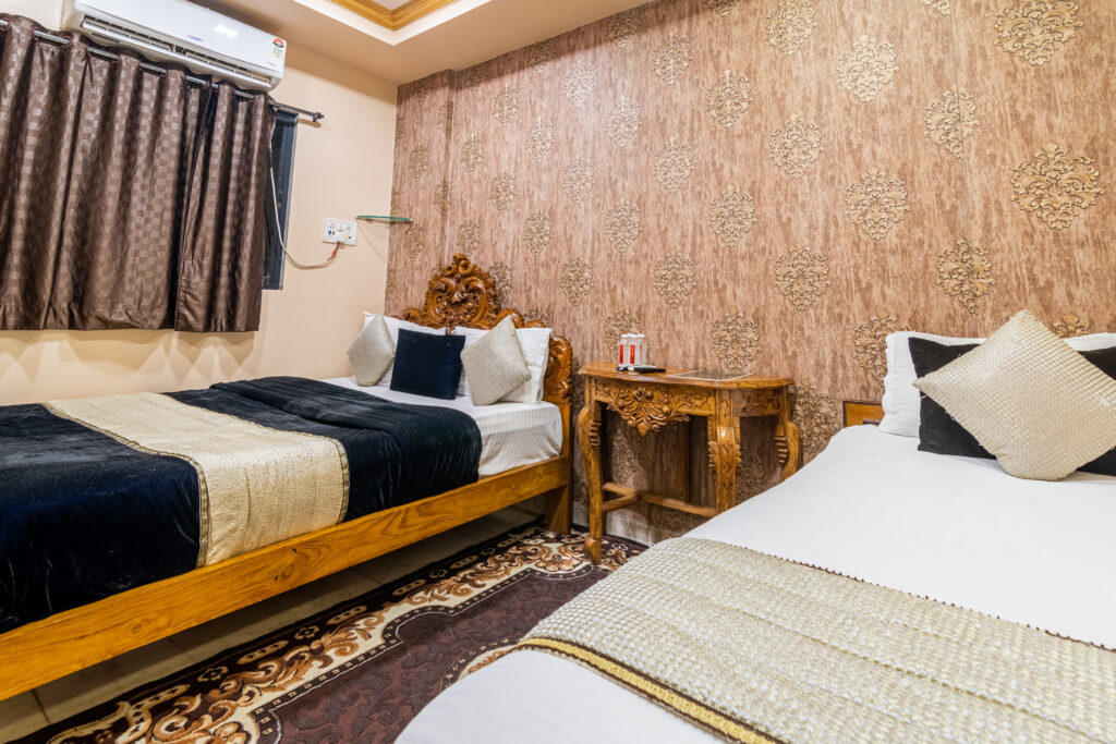 Best Hotel in Mumbai Jaccuzzi Hotel Mumbai Onn Shelter Inn